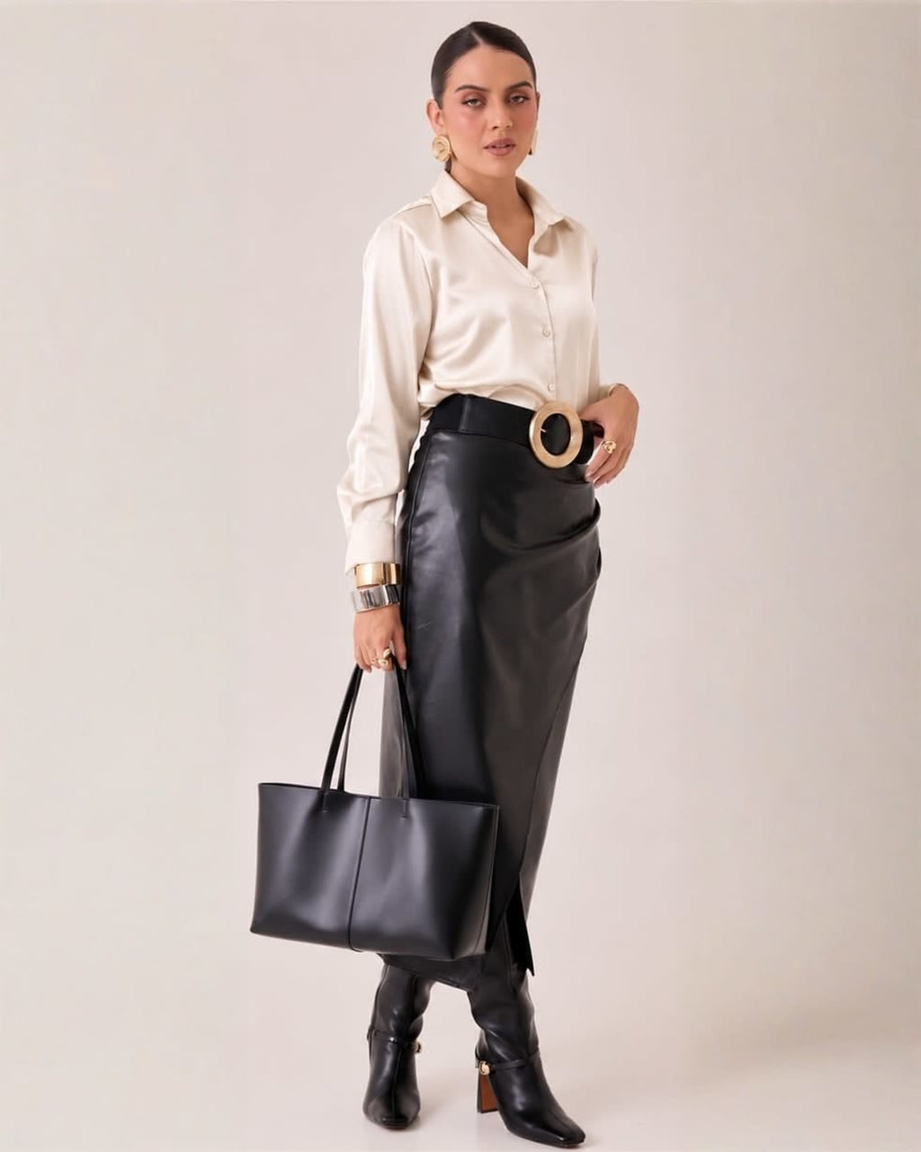 Blusa Satinada Cuello Clásico Blanco