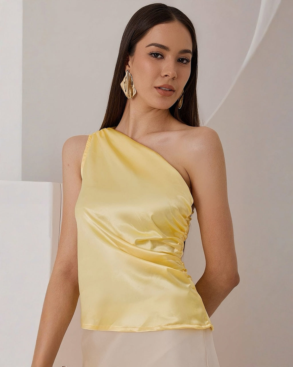 Blusa Un Hombro Satinada