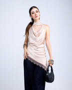 Blusa Satinada Cuello Halter Beige Negro