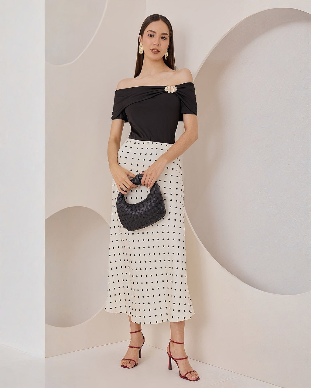 Blusa Hombros Caídos Broche