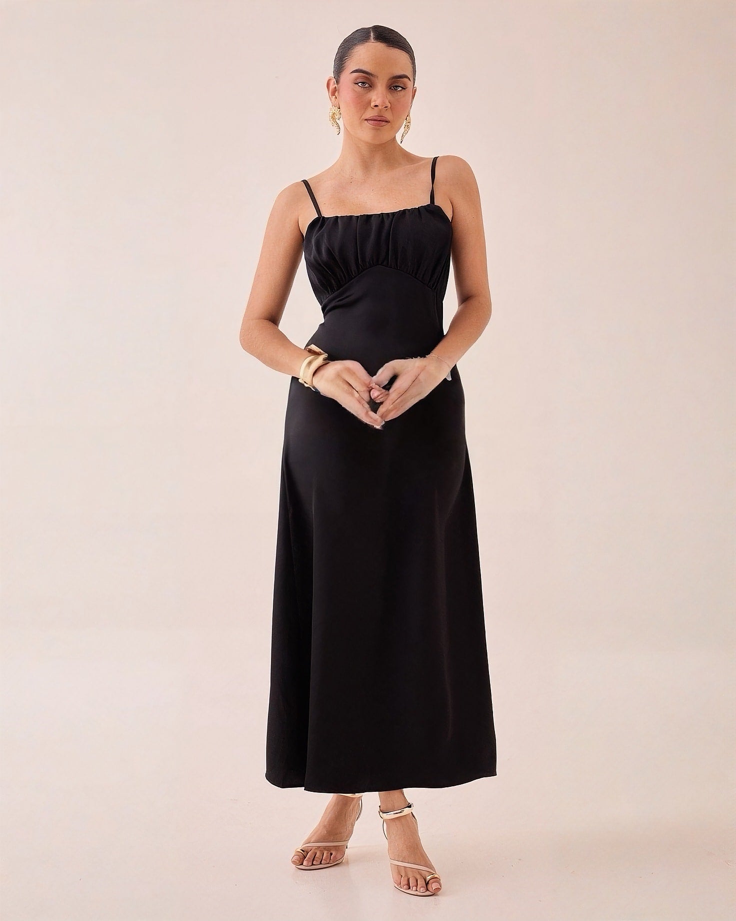 Vestido Satinado Largo Casual