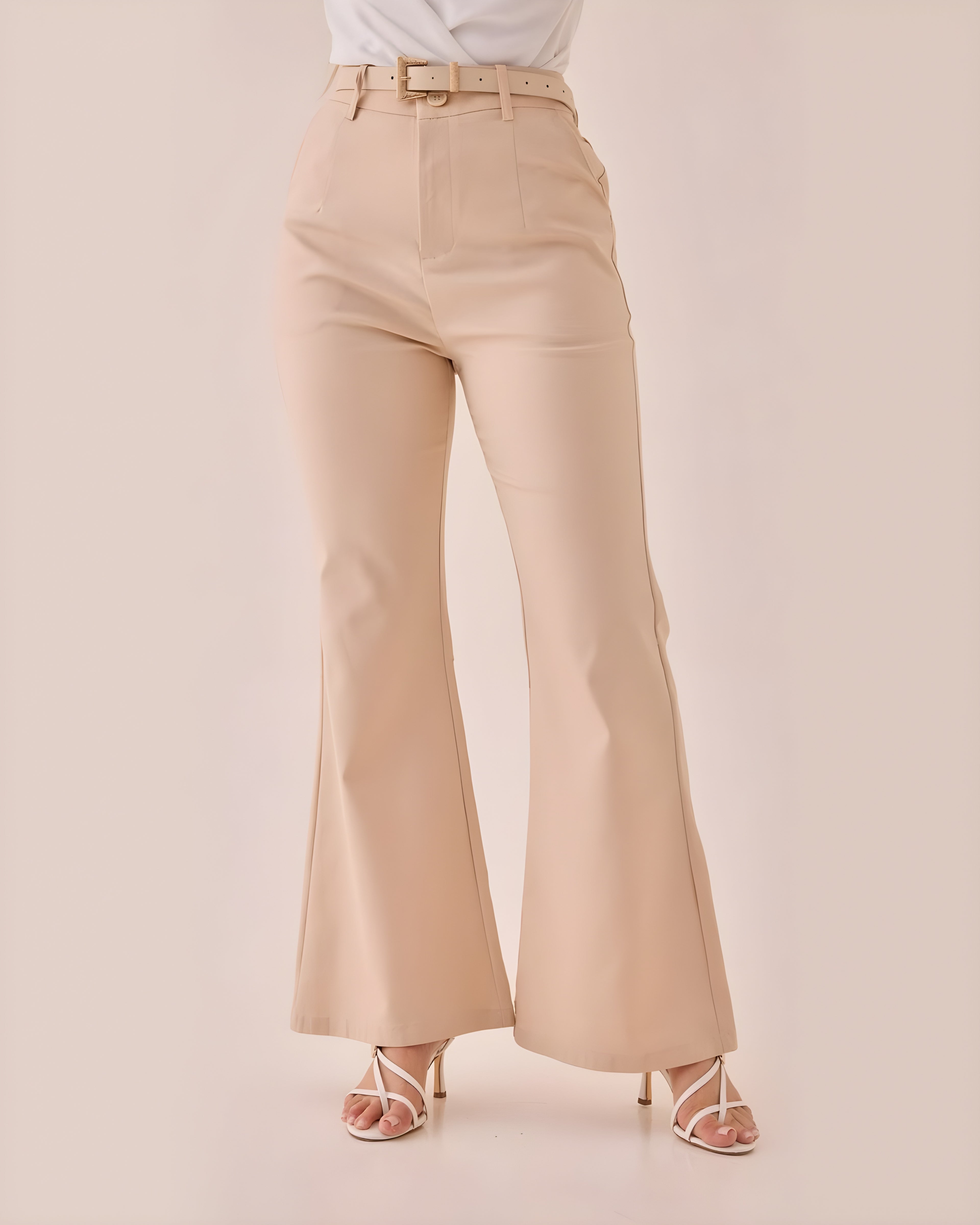 Pantalón Wide Leg Beige Claro Cinturón