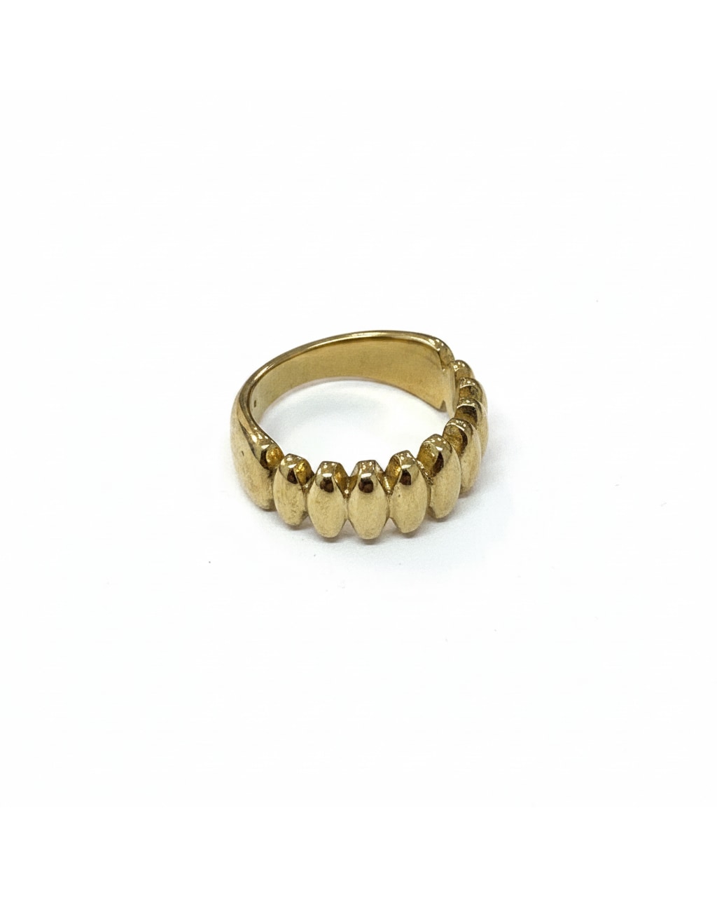 Anillo Dorado Detalle Óvalos