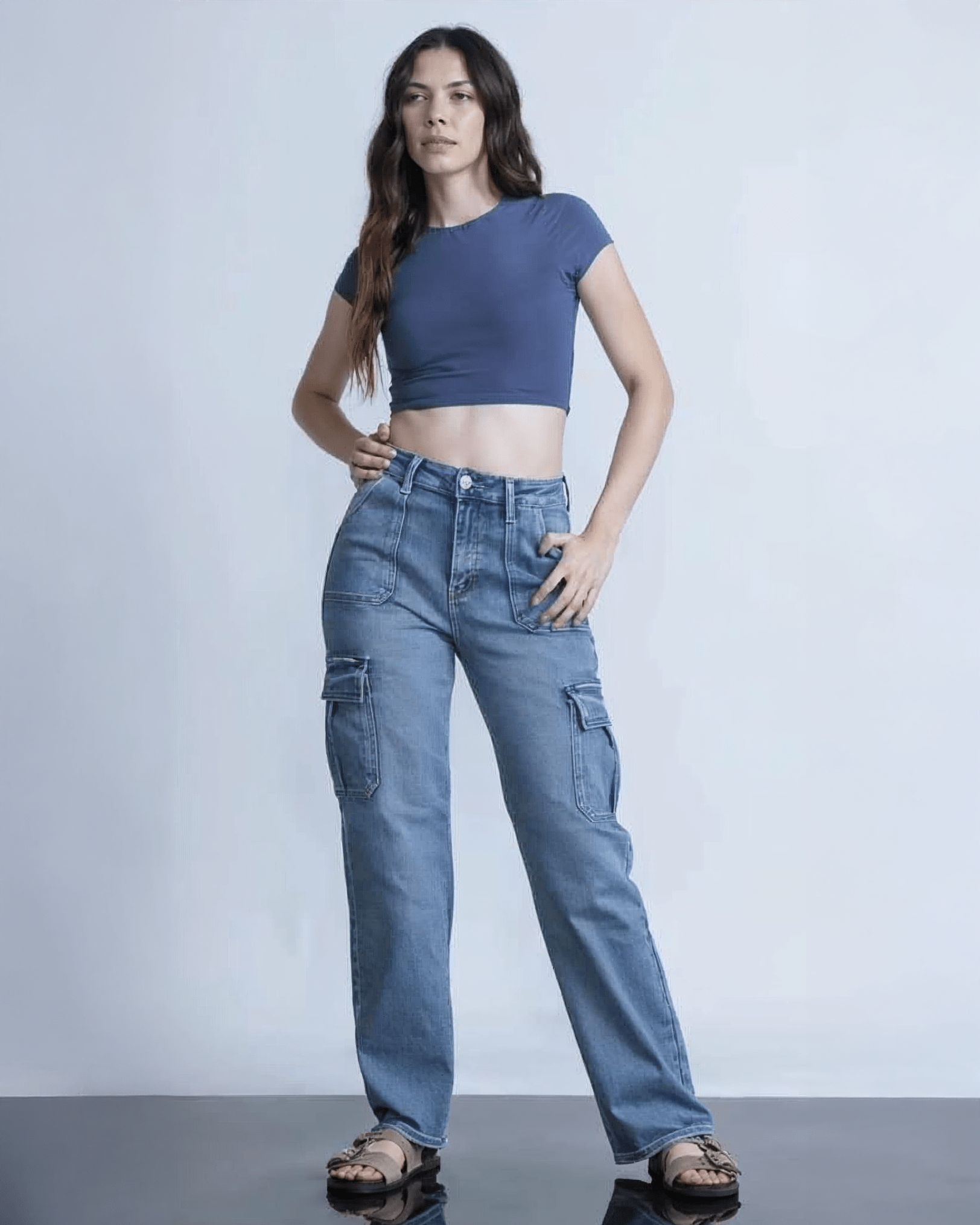 Jeans Cargo Mujer Tiro Alto Azul con Bolsillos Laterales - ROXANZ