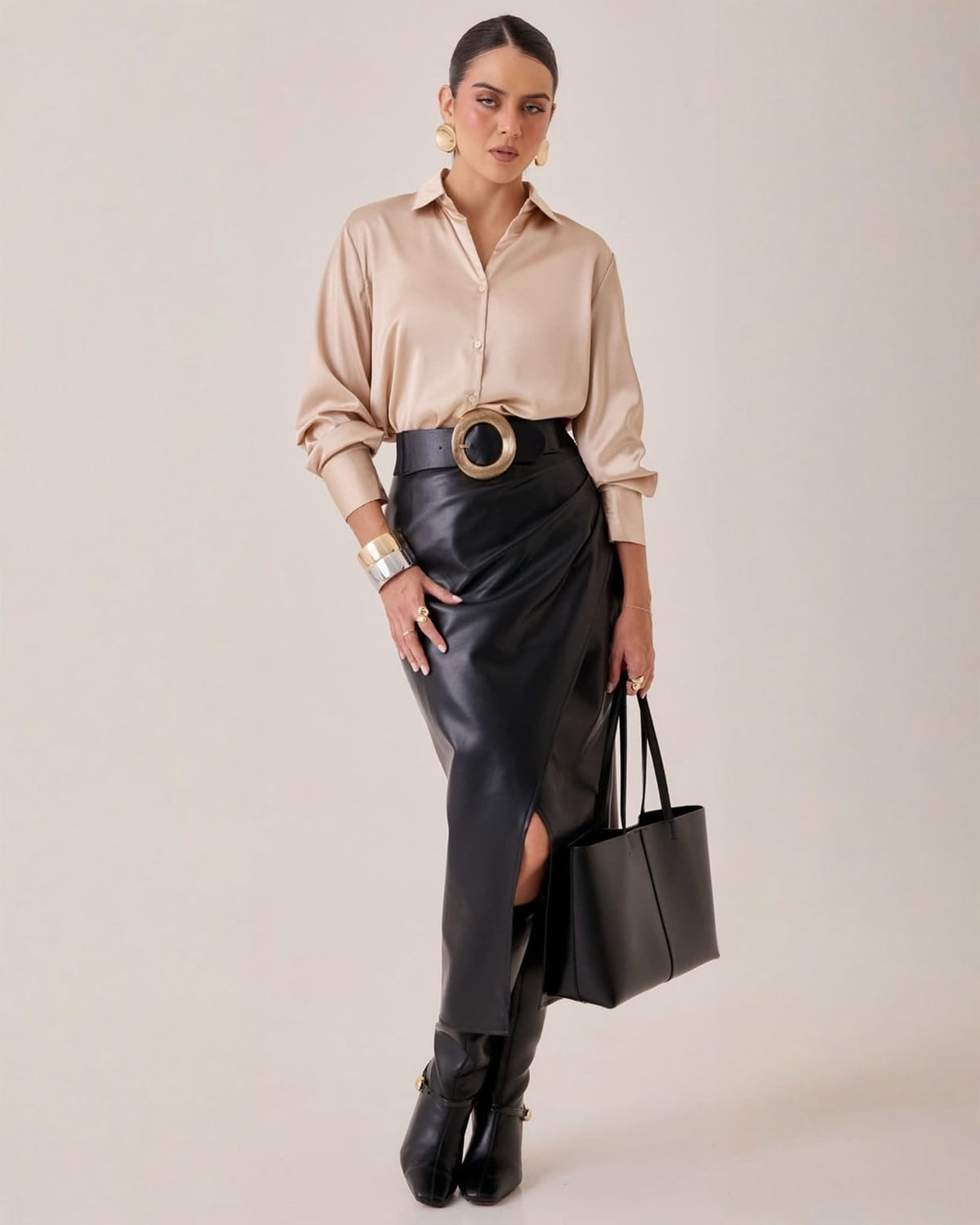 Blusa Satinada Cuello Clásico Blanco