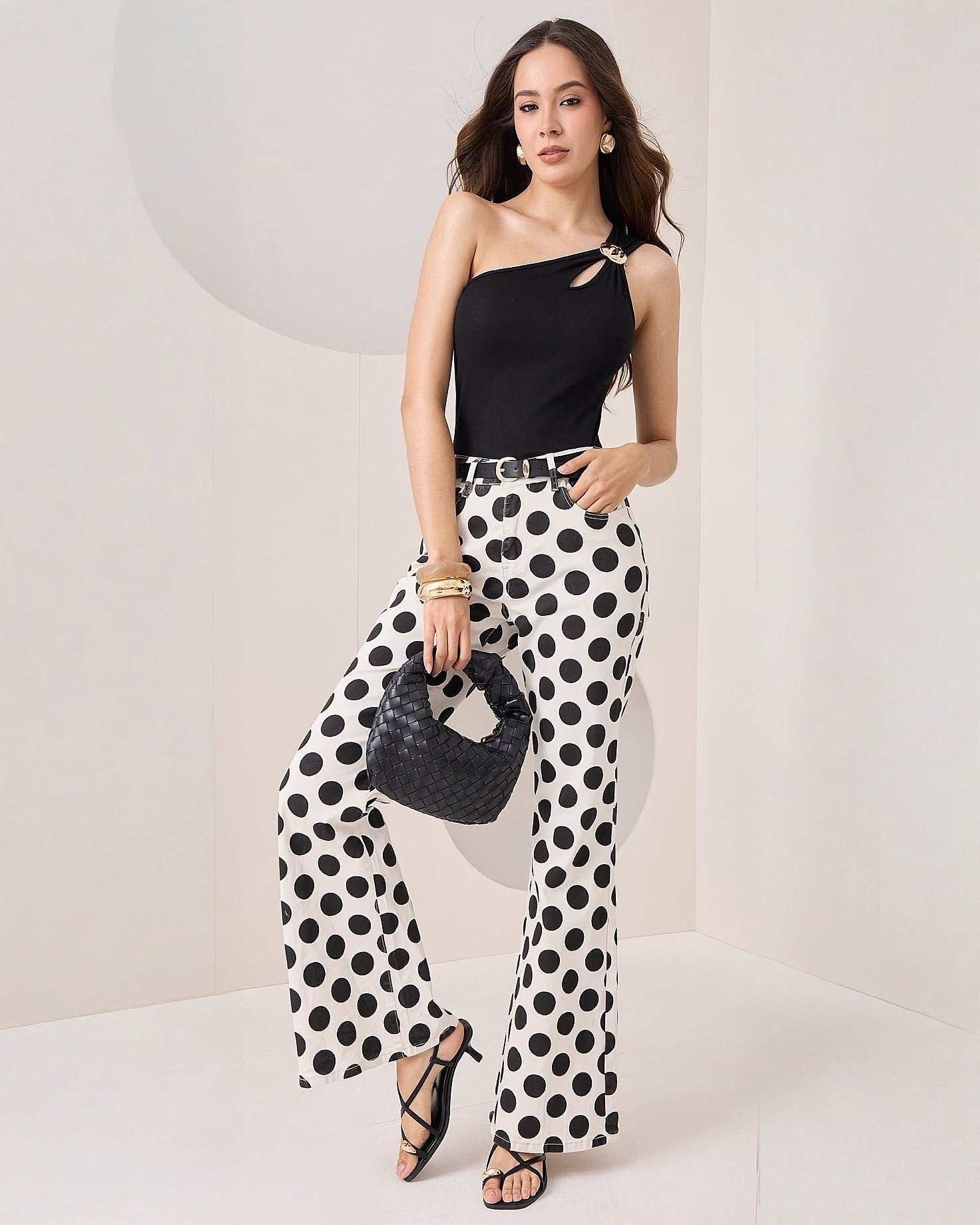 Top Asimétrico Hombro Descubierto