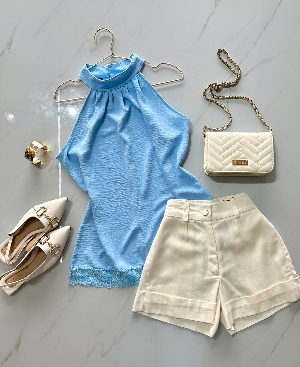 Blusa Halter Satinada Encaje