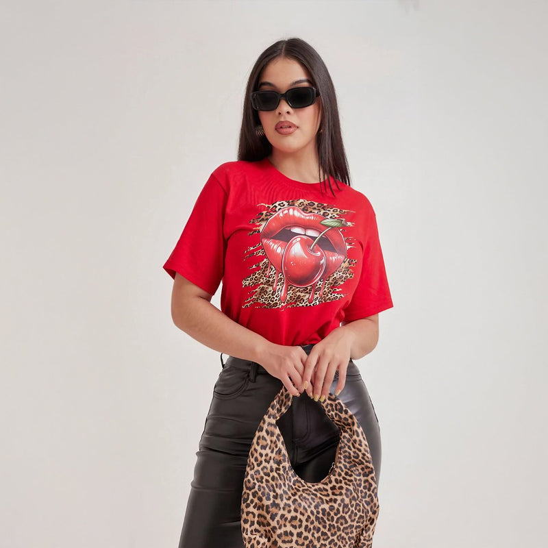 Playera Oversize Estampado Artístico Rojo y Negro - Roxanz