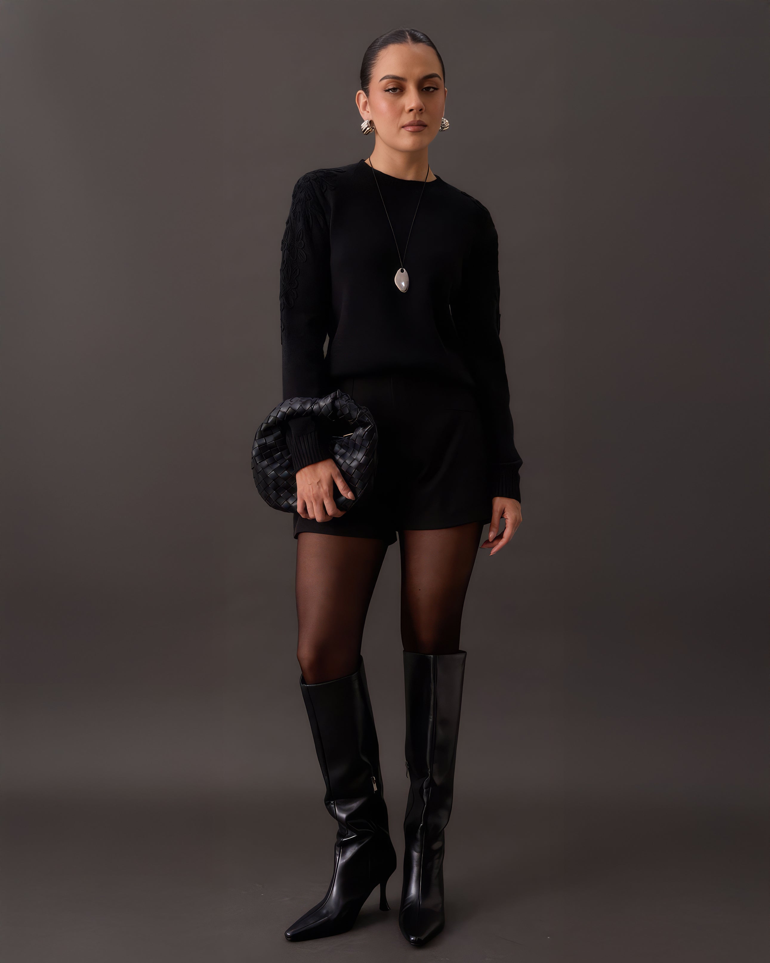 Suéter Tejido para Mujer con Flores en Relieve y Bordado Floral