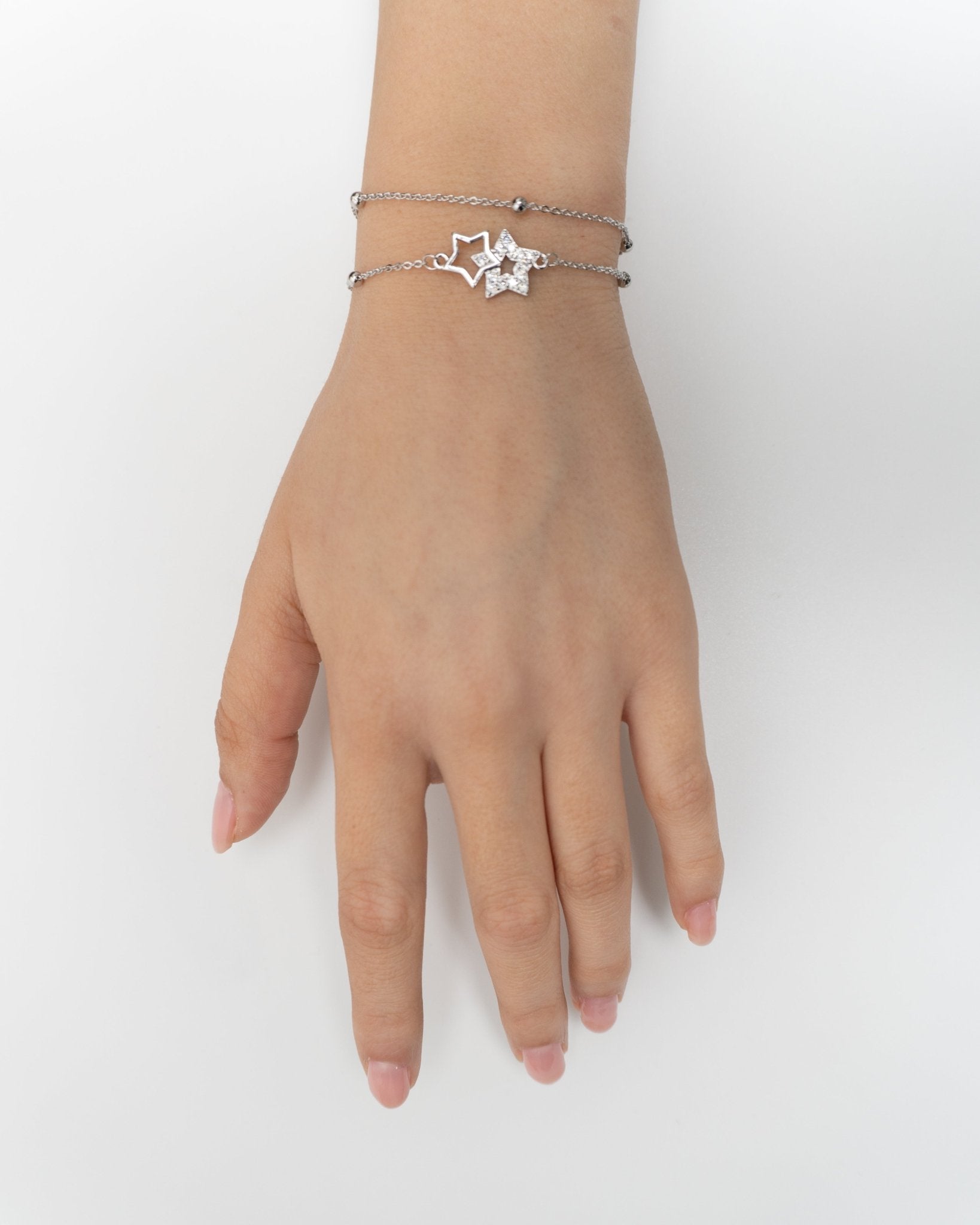 Pulsera Doble Capa Estrella Elegante de Hilo Lujoso - Roxanz