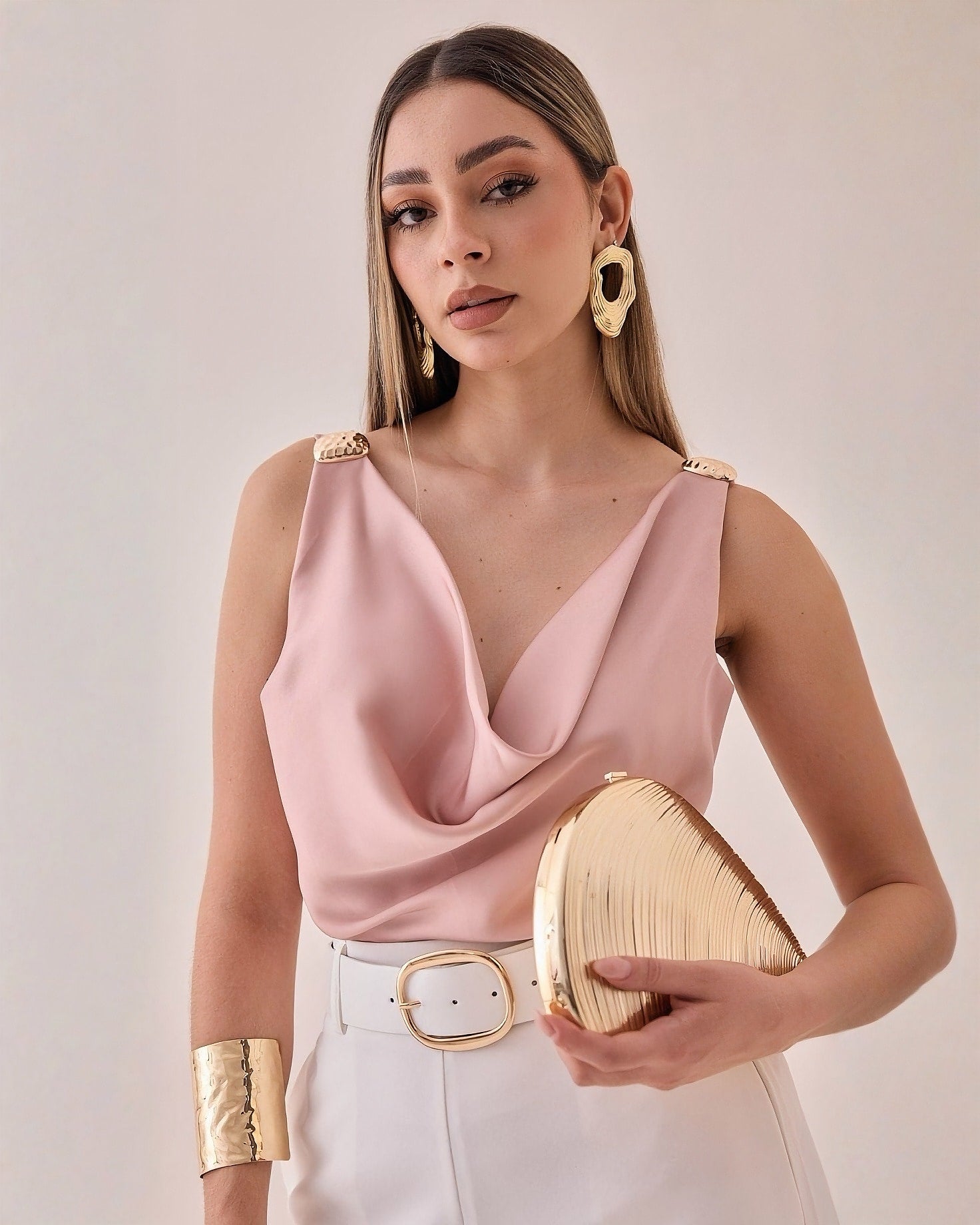 Blusa Satinada Herrajes