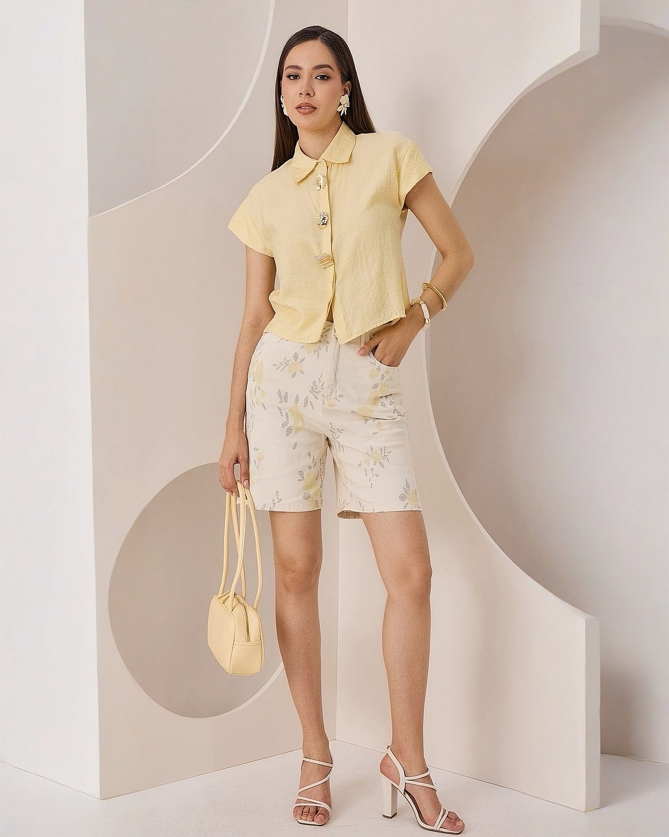 Blusa Manga Corta Botones Dorados Unisex