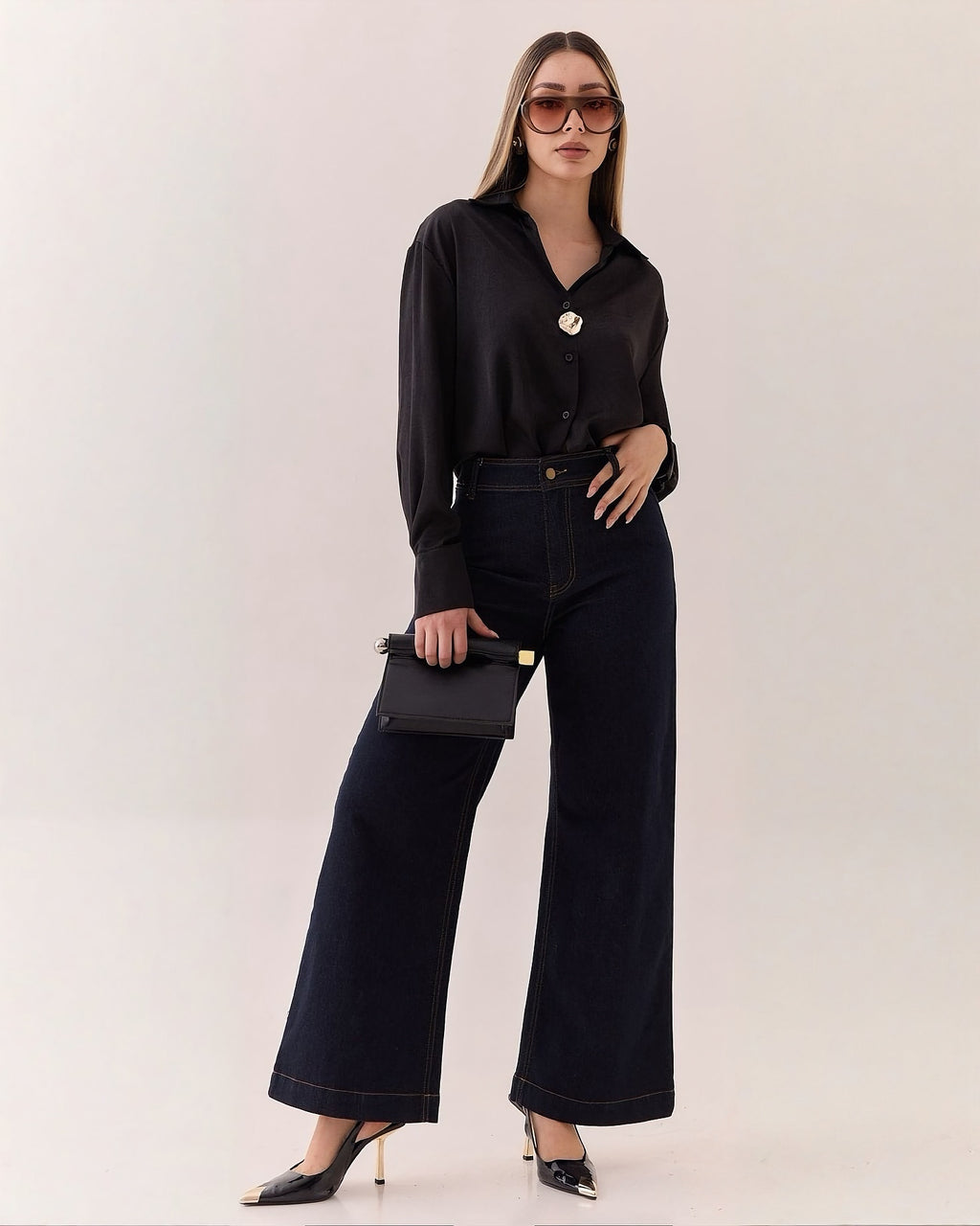 Blusa Manga Larga Negra Detalle Botón