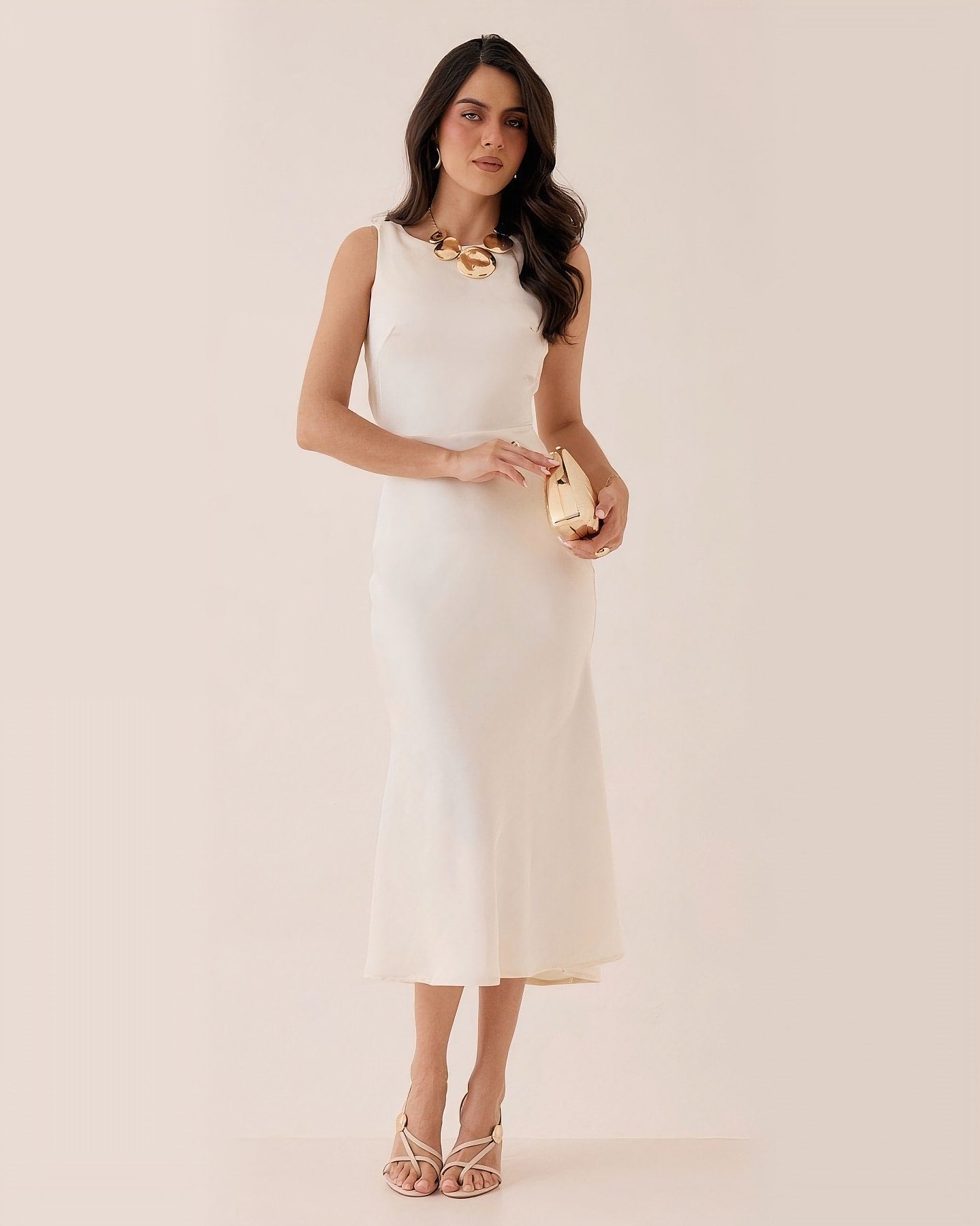 Vestido Midi Blanco Elegante