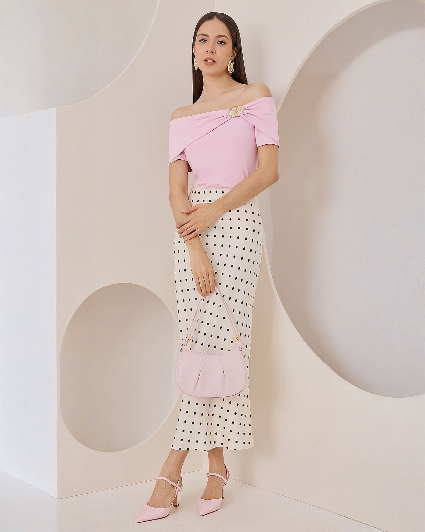 Blusa Hombros Caídos Broche