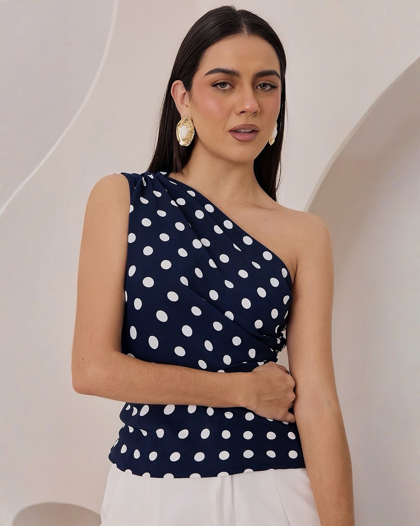 Top Asimétrico Lunares