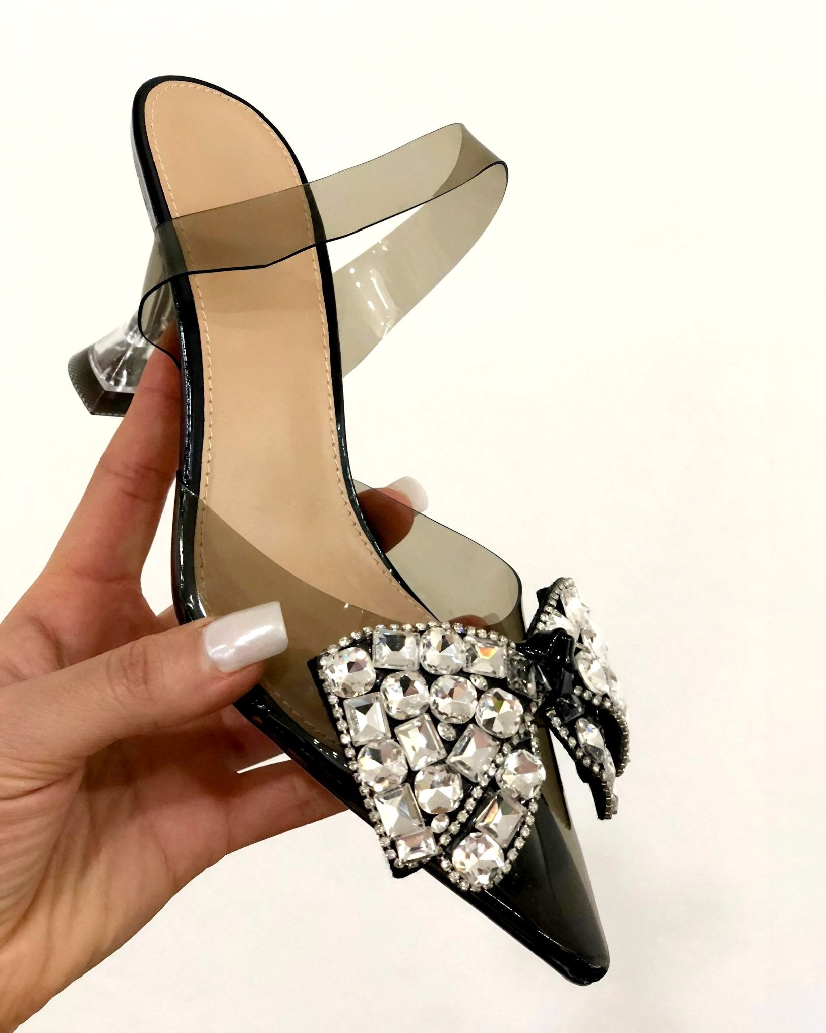 Zapato de Tacón Alto Elegante con Cristales y Lazo Negro para Gala y Fiestas - Roxanz