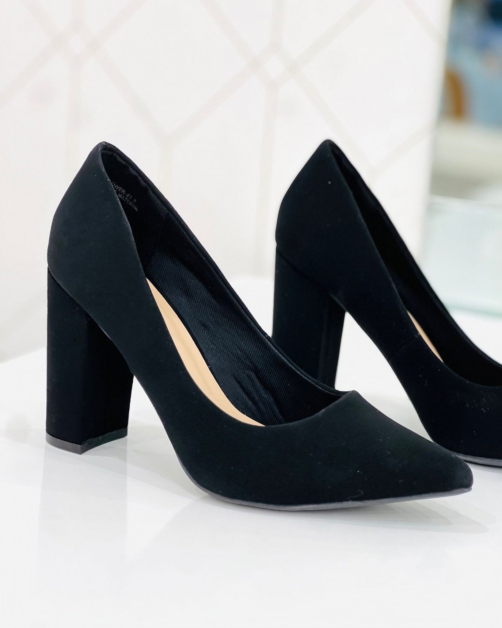 Zapatos de Tacón Alto Negro Elegancia Clásica para Mujer - Roxanz