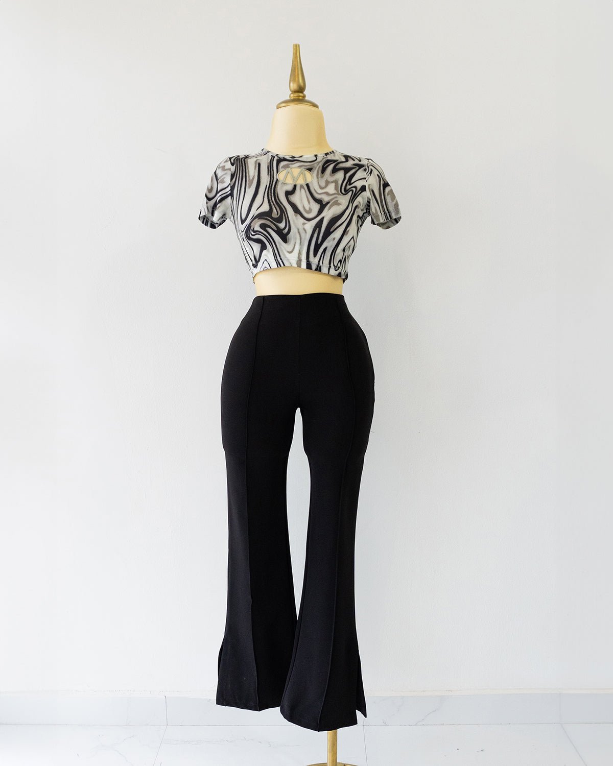 Blusa Crop Top Estampado Abstracto Moda Urbana Mujer 2023 - Roxanz