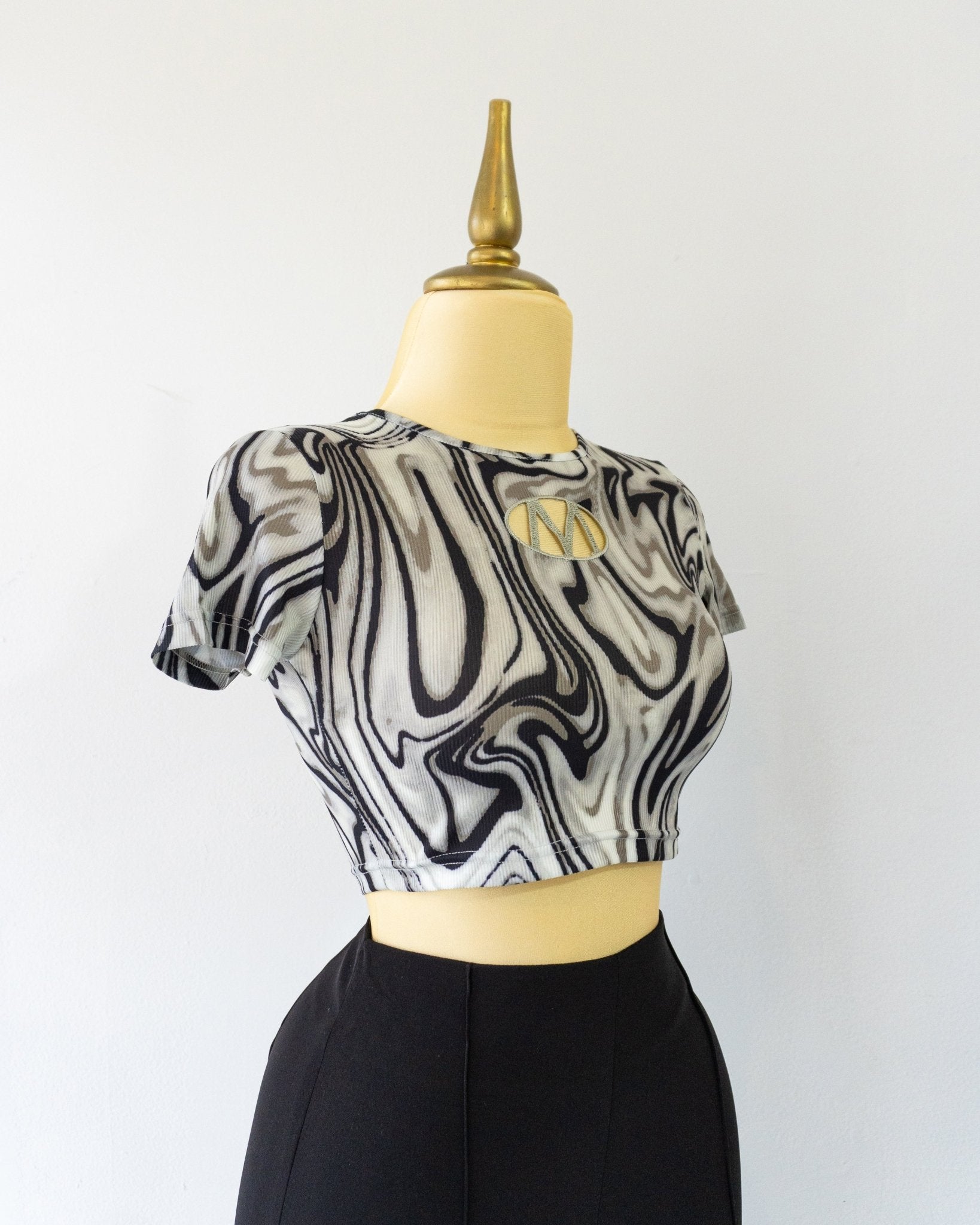 Blusa Crop Top Estampado Abstracto Moda Urbana Mujer 2023 - Roxanz