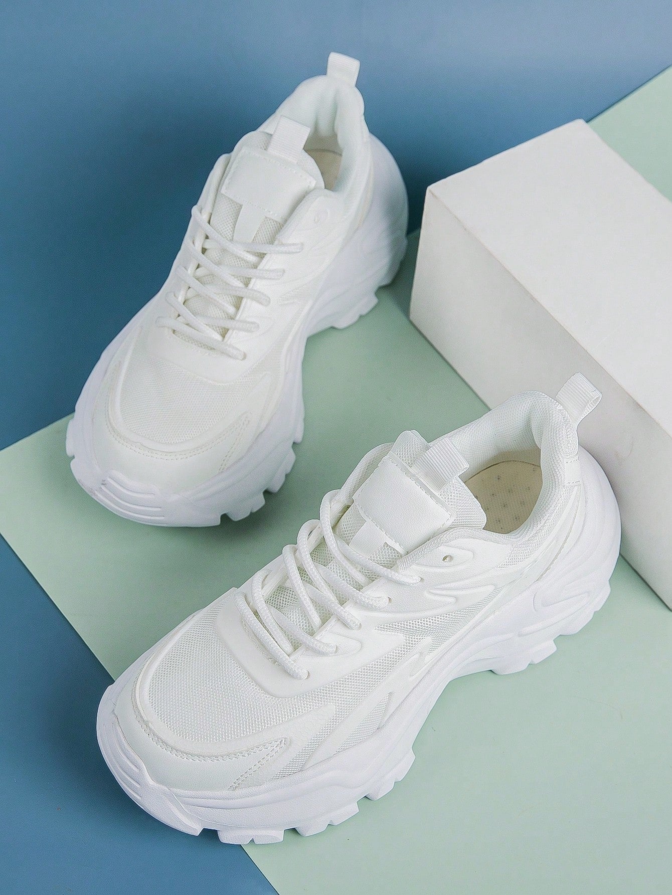 Tenis blancos deportivos basicos - Roxanz